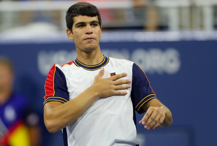 示了他的个 示了他的个